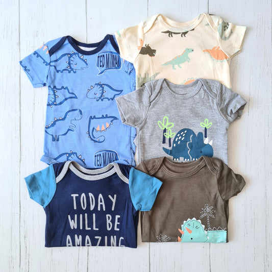 Set de 5 bodies manga corta 100% algodón para bebé - ¡Últimos en stock!