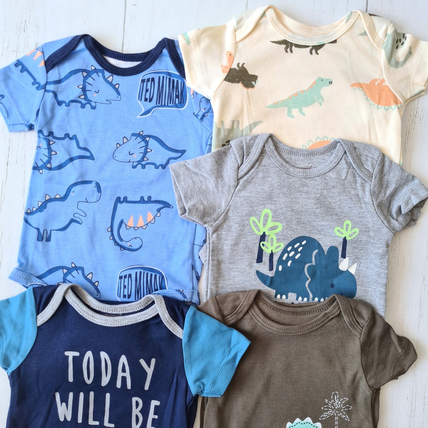 Set de 5 bodies manga corta 100% algodón para bebé - ¡Últimos en stock!