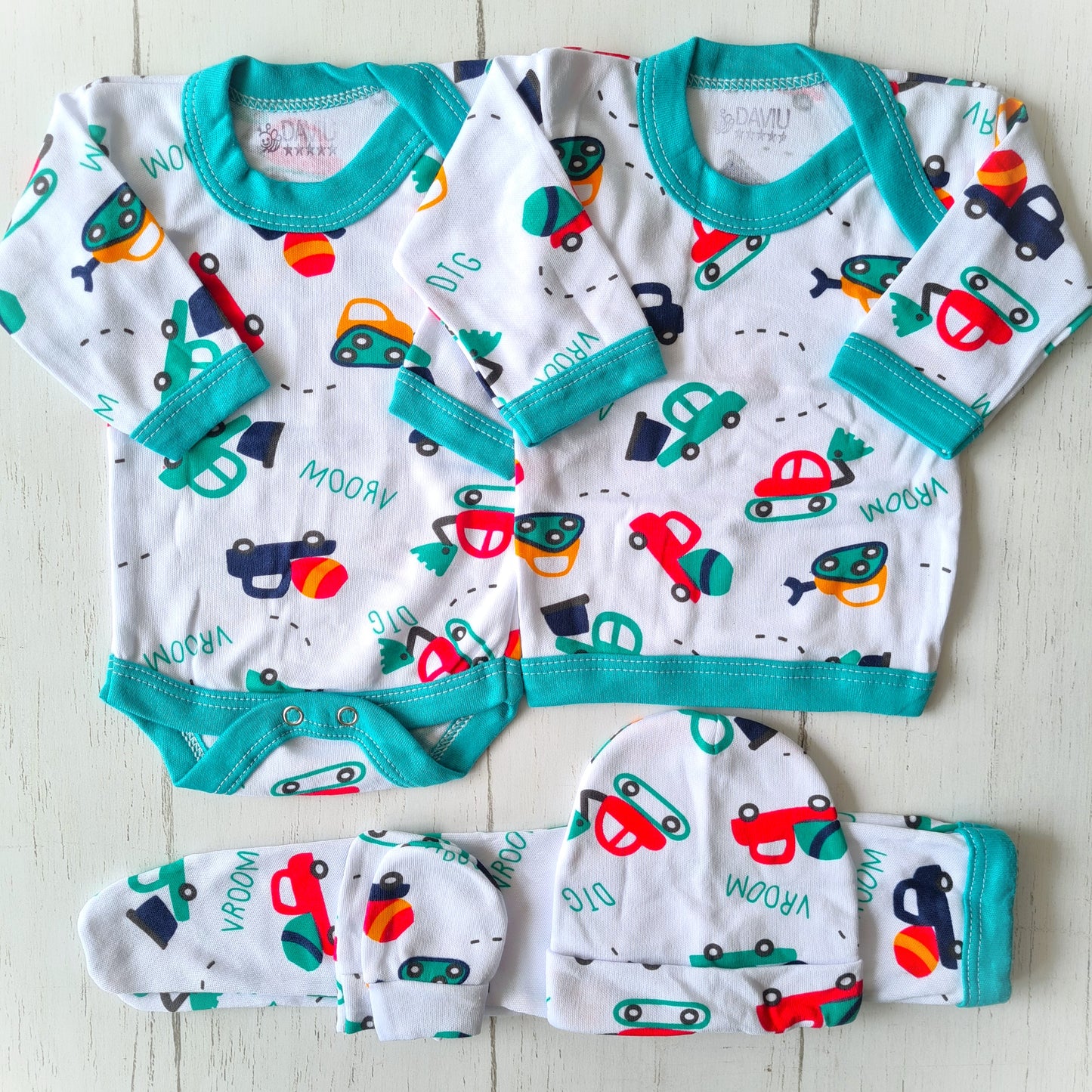 🐼 Ajuar algodón estampado 5 piezas