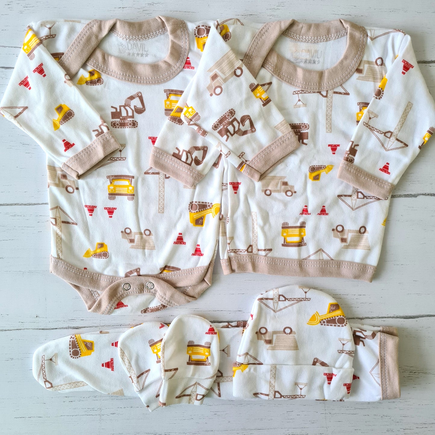🐼 Ajuar algodón estampado 5 piezas
