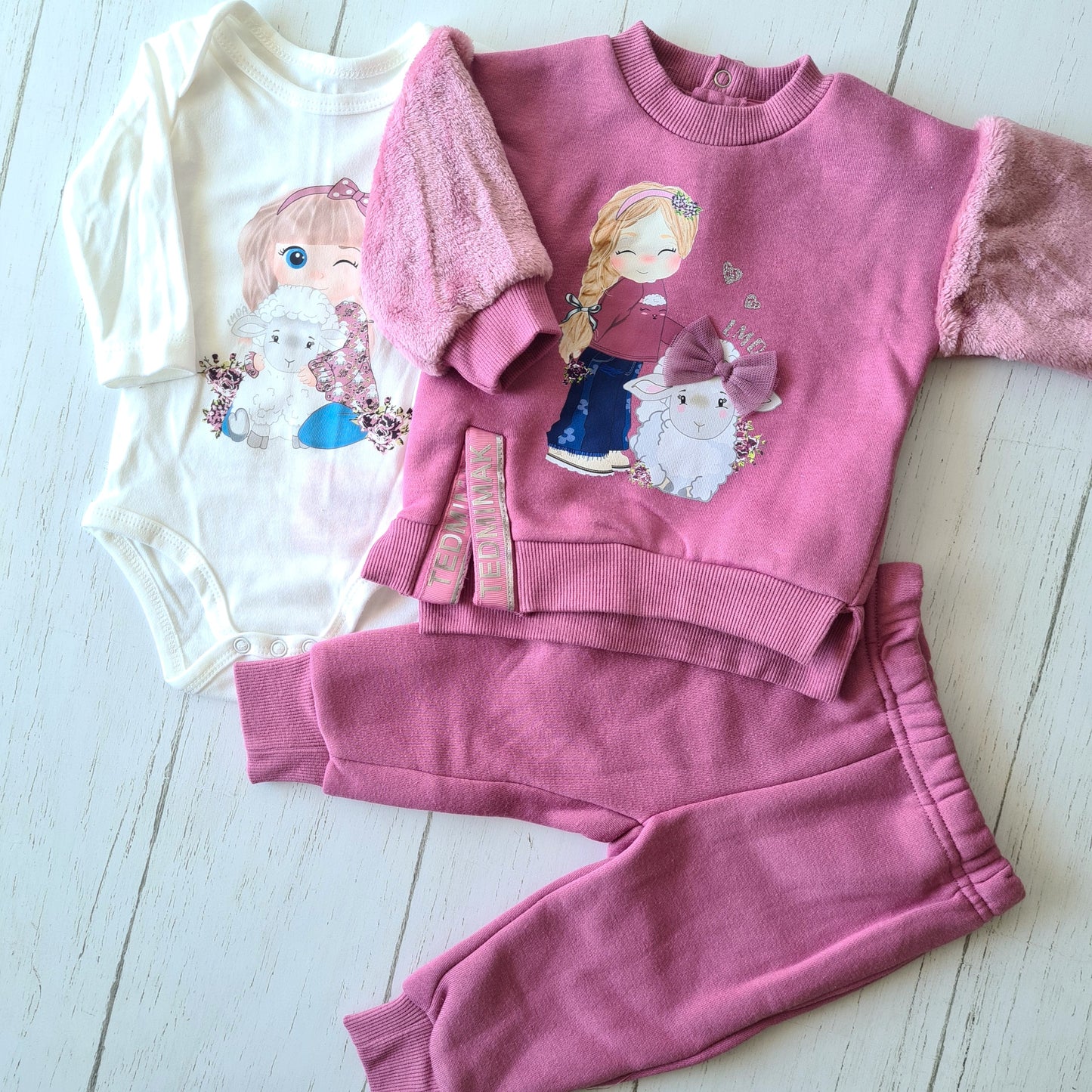 🐼 Conjunto abrigado bebé niña