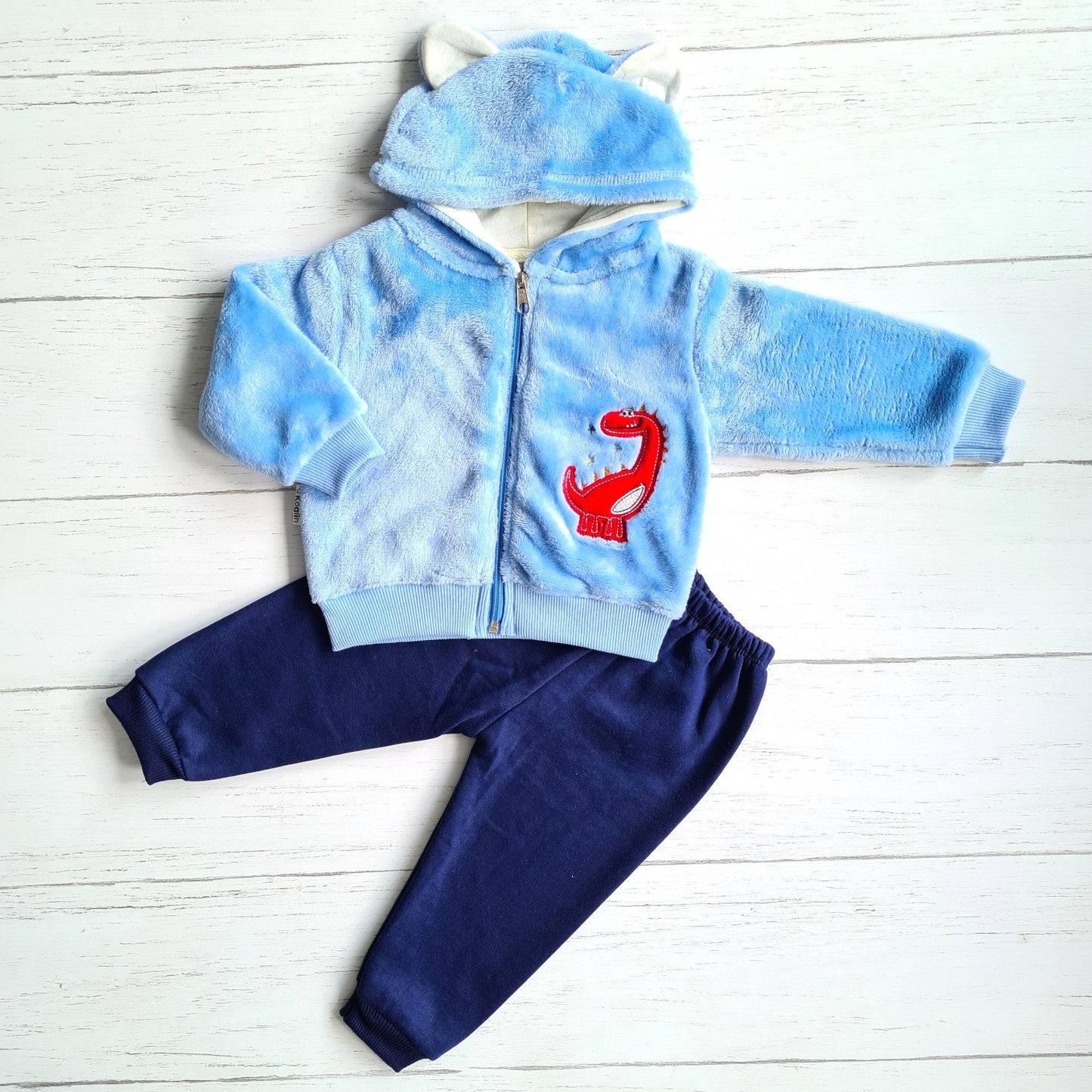 Conjunto 2 piezas plush abrigado para bebé niño - Modelito dino celeste