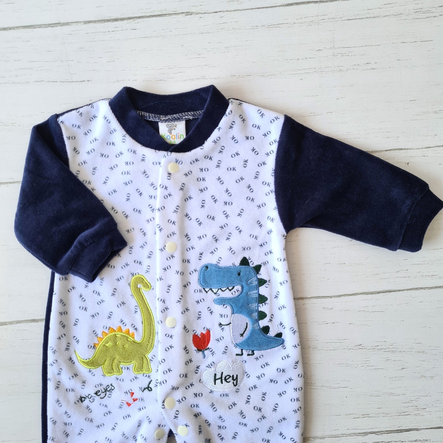 Enterito abrigado 100% plush para bebé - Diseño dinosaurios