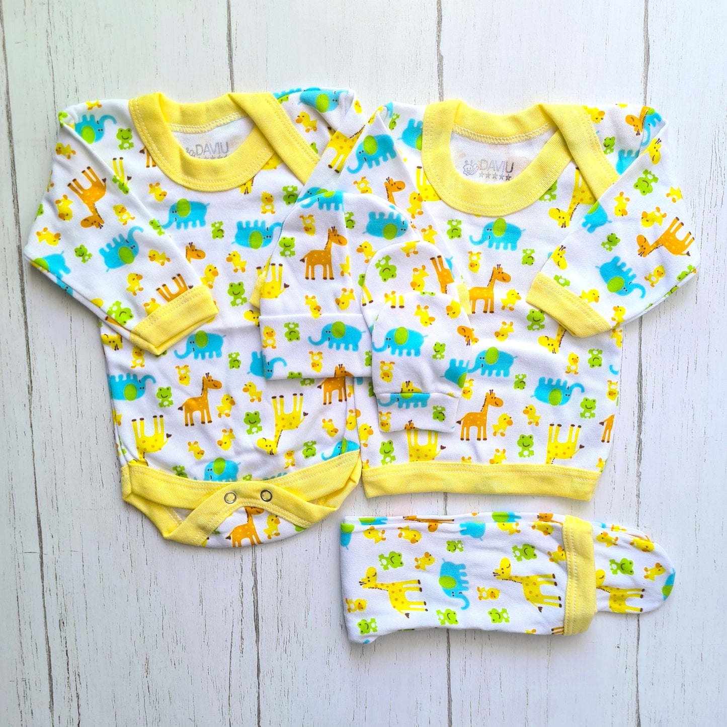 Set ajuar de 5 piezas 100% algodón para bebé - diseño animalitos amarillo