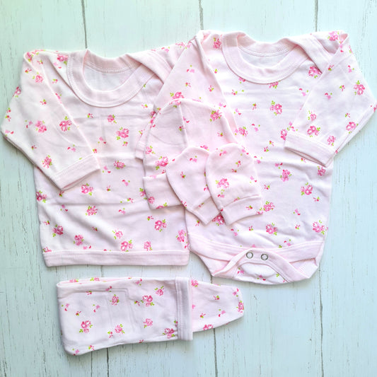 Set ajuar de 5 piezas 100% algodón para bebé - diseño rosa floreado