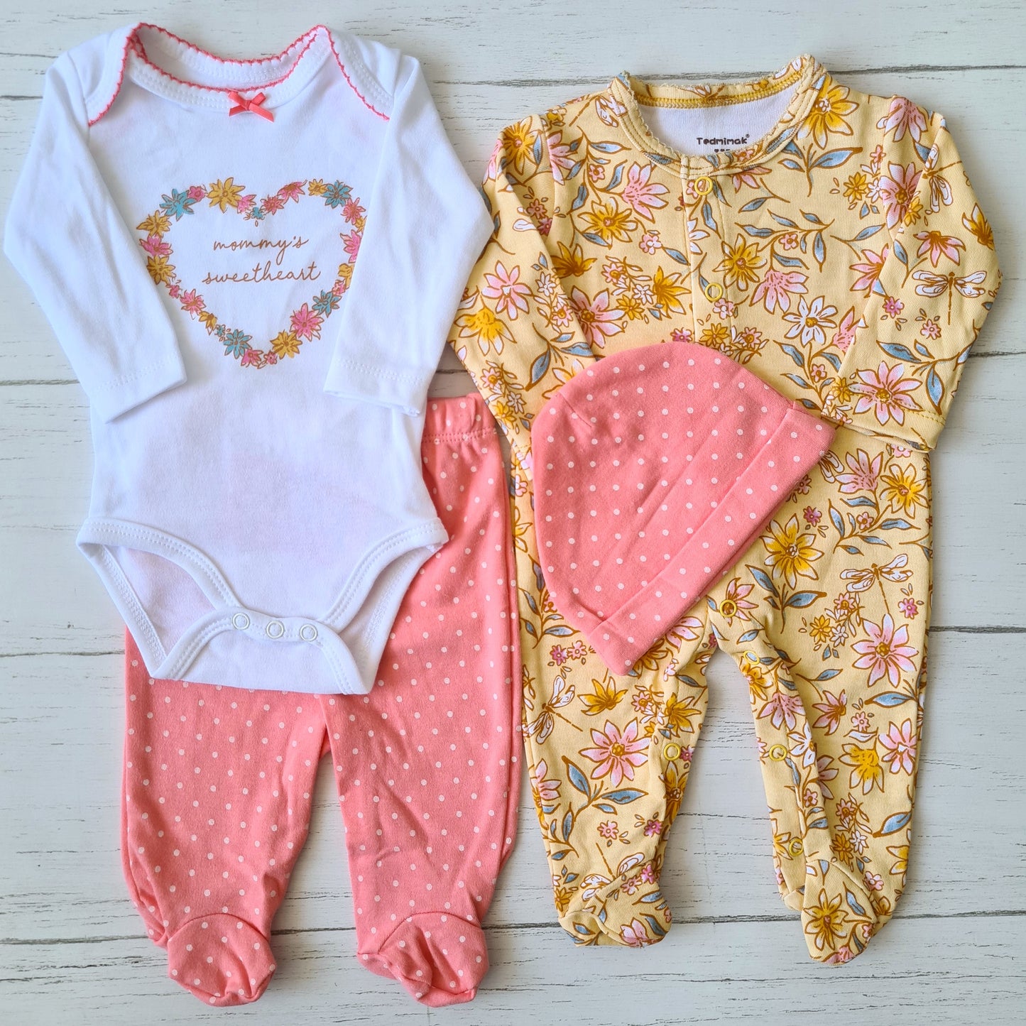 Sets de 4 piezas 100% algodón para bebé - ¡Últimas unidades disponibles!