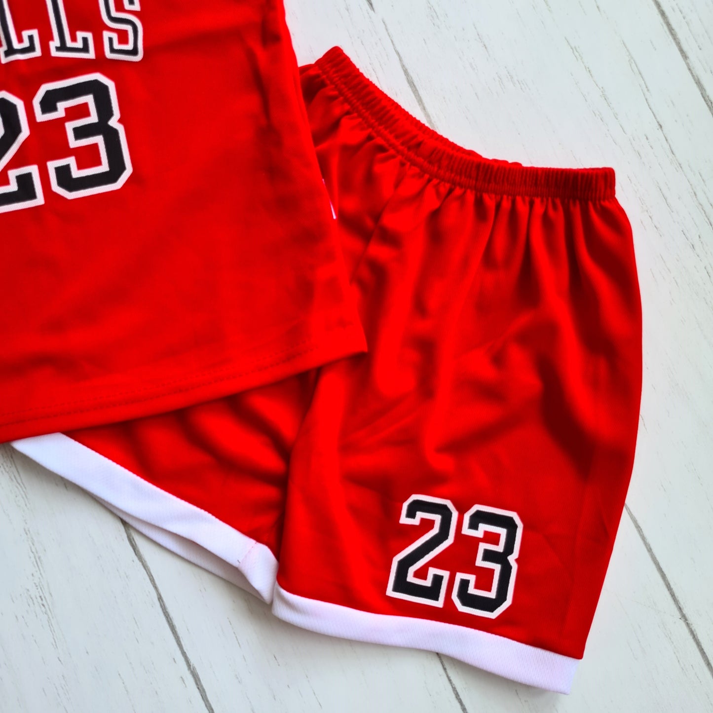Conjuntos 2 piezas para niño - Modelito basquetbol rojo