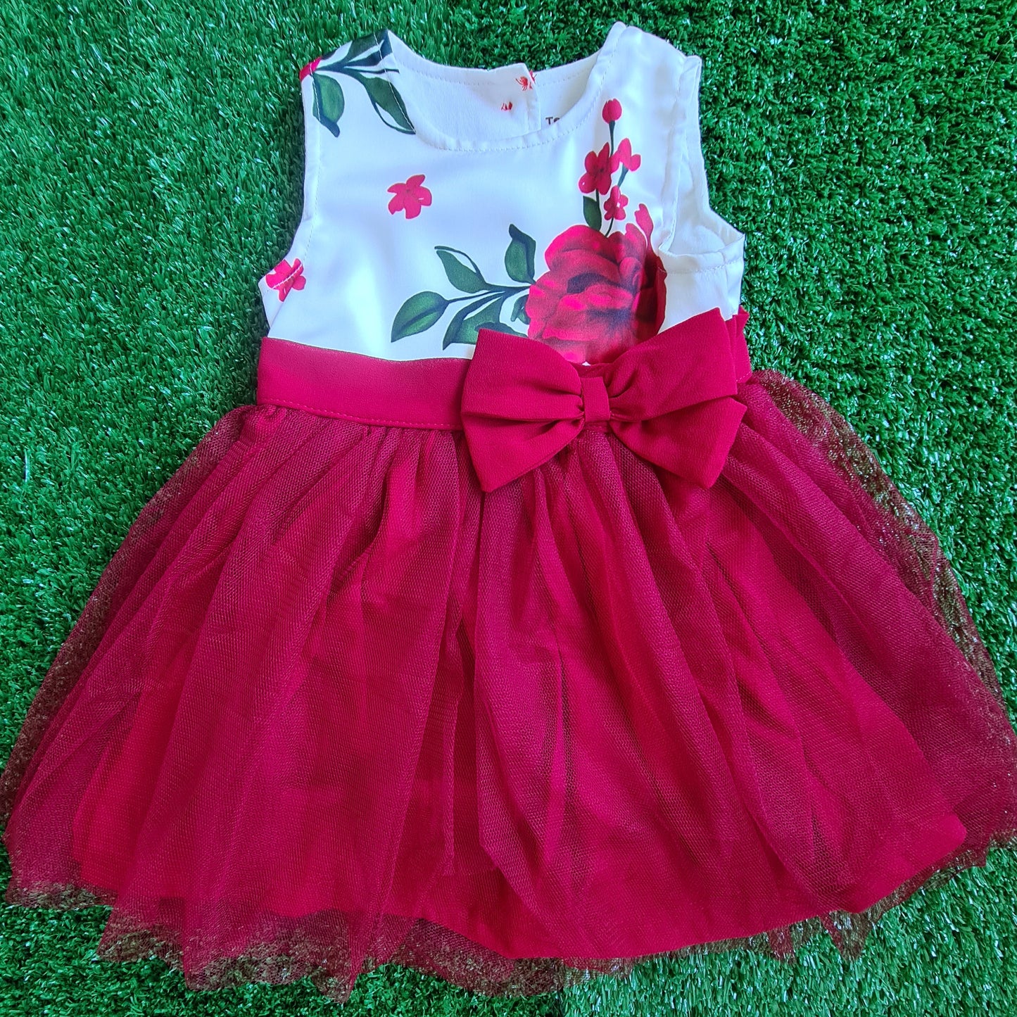 Vestido para niña - Modelito fucsia floreado